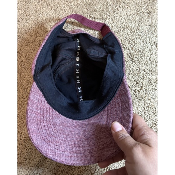Under Armour Free Fit Women's Hat Red Breathable Light Weight Summer - Picture 6 of 6